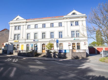 Pronájem obchodní prostory, 61 m²