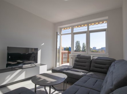 Pronájem bytu, 3+kk, 83 m²