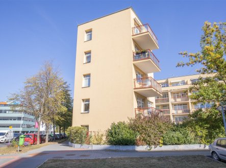 Pronájem bytu, 3+kk, 83 m²