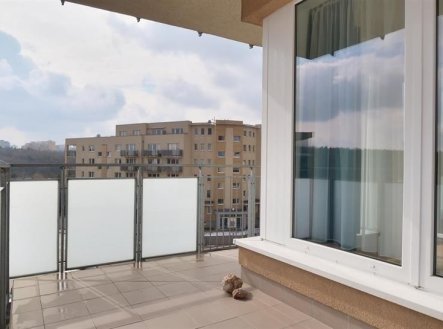 Pronájem bytu, 4+kk, 100 m²