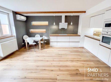 Prodej bytu, 3+kk, 70 m²