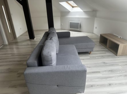 Pronájem bytu, 2+kk, 62 m²