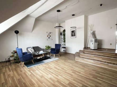 Pronájem kanceláře, 32 m²