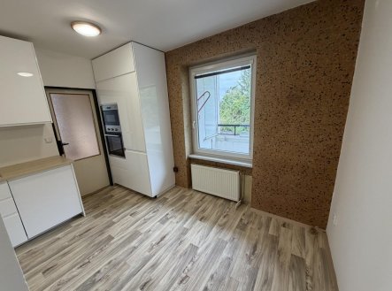 Pronájem bytu, 3+1, 74 m²
