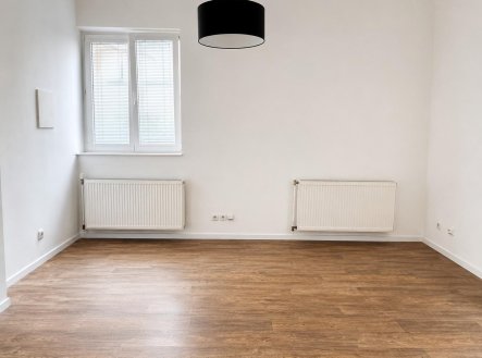 Pronájem kanceláře, 21 m²