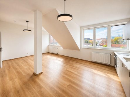 Pronájem bytu, 3+kk, 81 m²