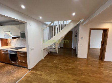 Pronájem bytu, 2+kk, 112 m²