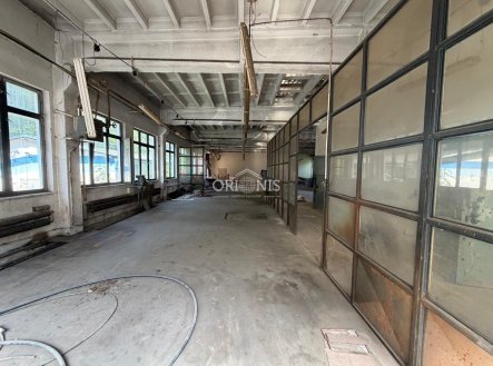 Pronájem skladu, 450 m²