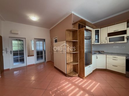 Pronájem bytu, 2+1, 60 m²