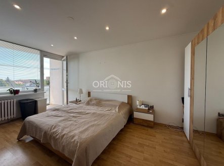 Pronájem bytu, 2+1, 62 m²