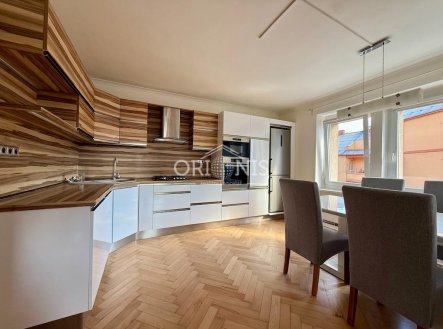 Pronájem bytu, 3+1, 84 m²