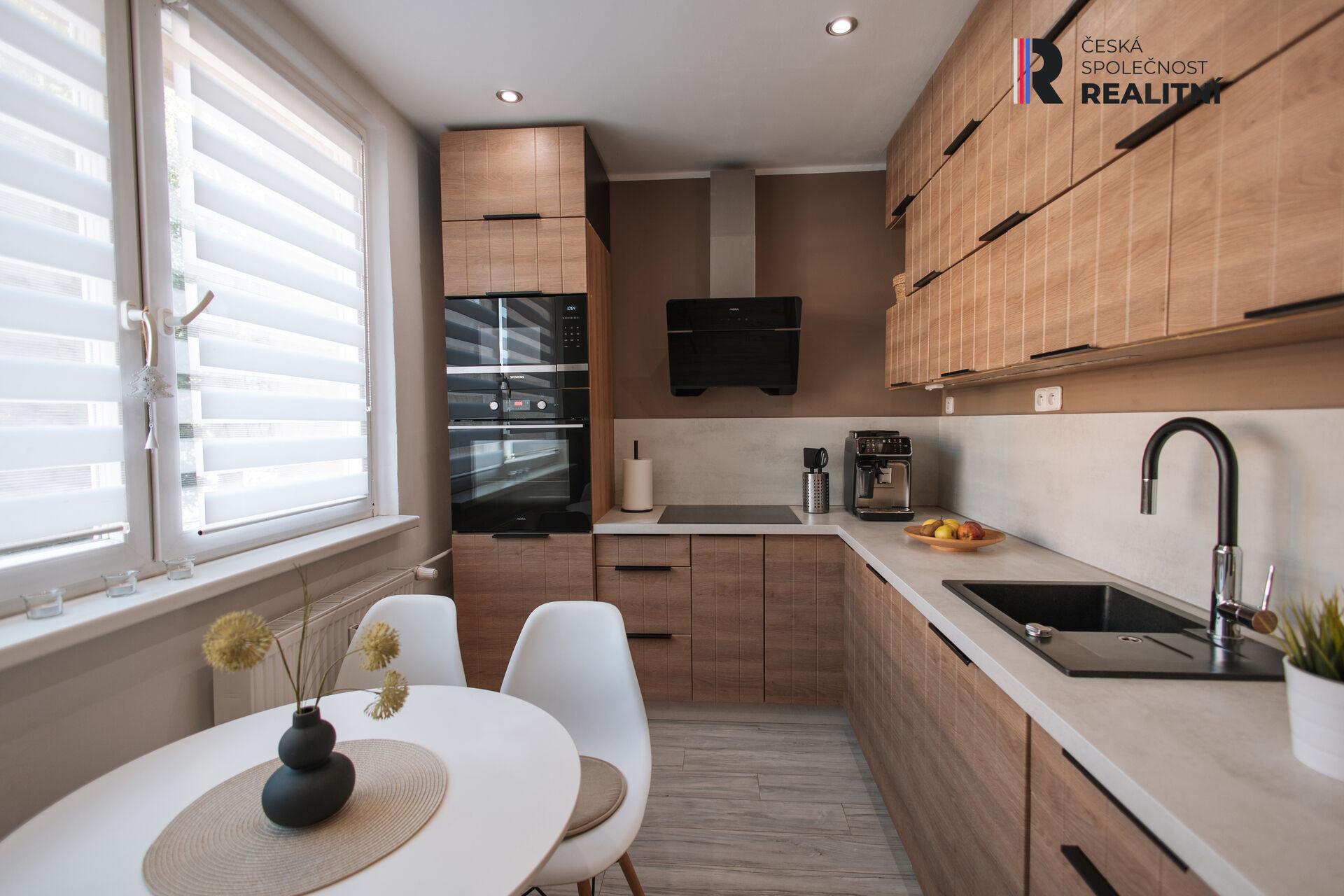 Prostorný a krásně zrekonstruovaný byt 4+1 s lodžií | 78 m² | Liberec – Staré Pavlovice, Letná