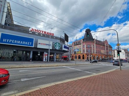 Pronájem obchodní prostory, 132 m²