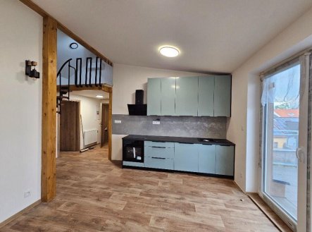 Pronájem bytu, 2+kk, 35 m²