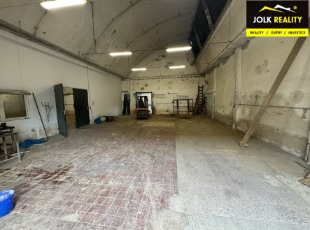 Pronájem komerčního objektu, sklad, 350 m²