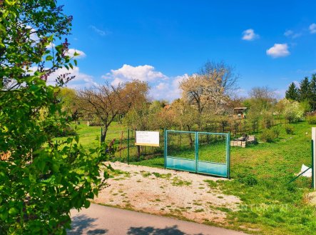 Prodej pozemku pro bydlení, 1 057 m²