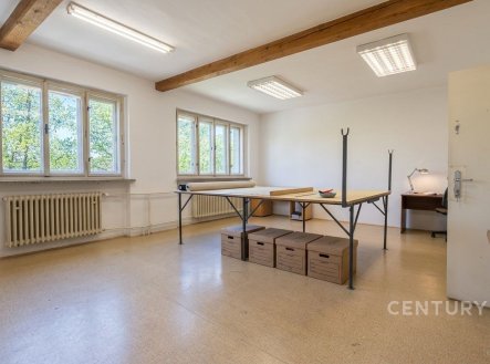 Pronájem skladu, 103 m²