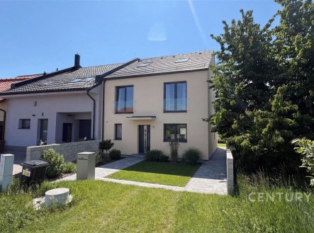 Prodej pozemku pro bydlení, 2 026 m²