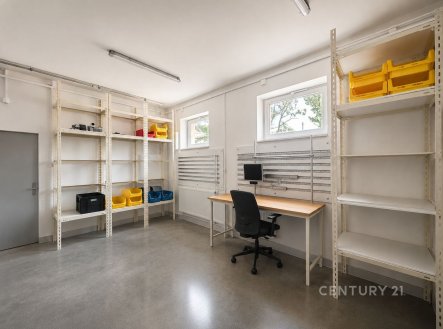 Pronájem skladu, 16 m²