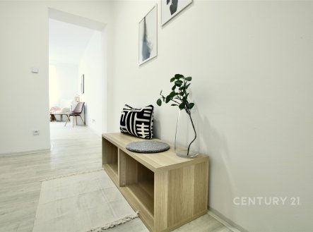 Pronájem bytu, 1+kk, 36 m²