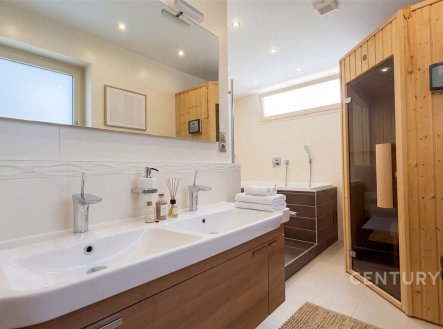 Prodej bytu, atypický, 155 m²