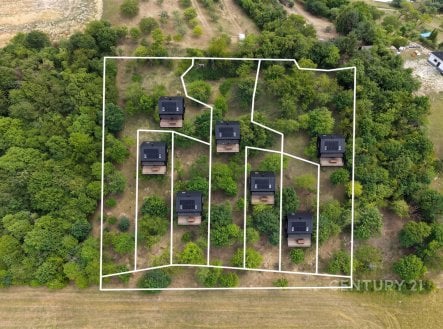 Prodej pozemku pro bydlení, 7 076 m²