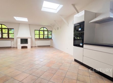 Pronájem bytu, 2+kk, 70 m²
