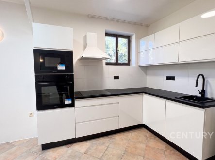 Pronájem bytu, 2+kk, 70 m²