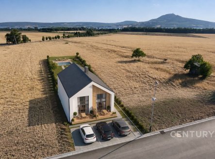 Prodej pozemku pro bydlení, 1 765 m²