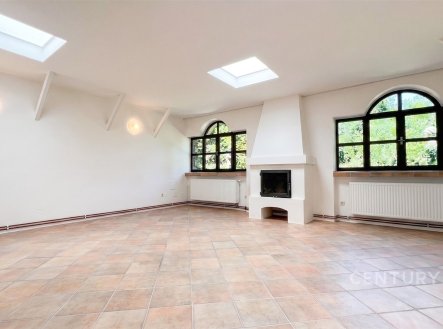 Pronájem kanceláře, 70 m²