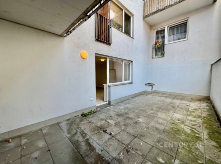 Pronájem bytu, 1+kk, 40 m²