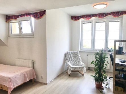 Pronájem bytu, garsoniéra, 24 m² obrázek