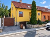 Prodej - dům/vila, 210 m²