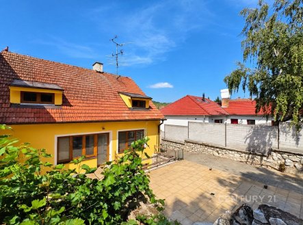 . | Prodej - dům/vila, 210 m²