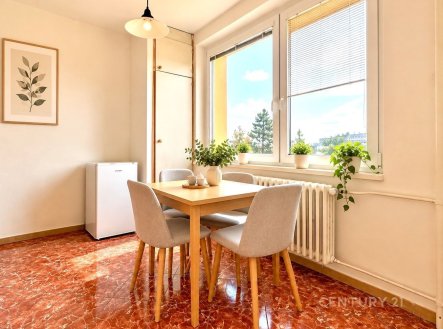 Pronájem bytu, 2+1, 62 m²