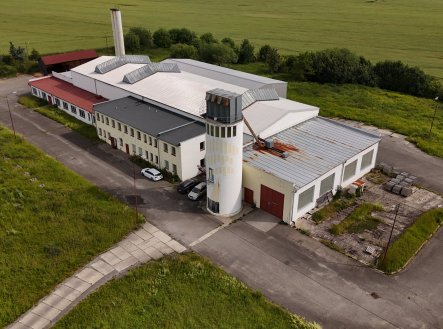 Prodej komerčního objektu, sklad, 26 700 m² obrázek