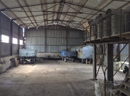 Prodej komerčního objektu, sklad, 1 710 m²