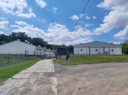 Prodej komerčního objektu, sklad, 15 000 m²