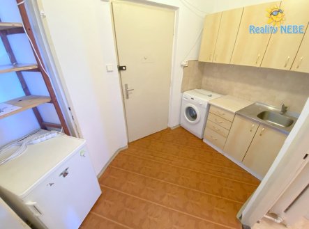 Pronájem bytu, 1+kk, 30 m²