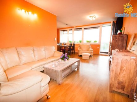 Pronájem bytu, 3+kk, 75 m²