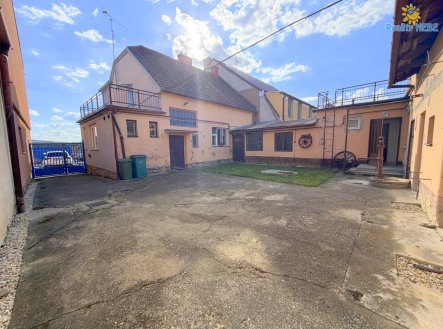 Pronájem domu/vily, 150 m²
