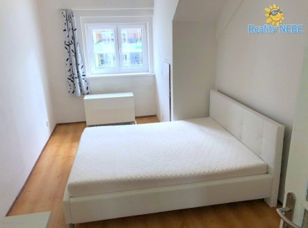 Pronájem bytu, 2+1, 56 m²