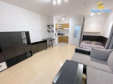 Pronájem bytu, 1+kk, 35 m² obrázek