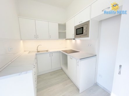 Pronájem bytu, 2+kk, 47 m²