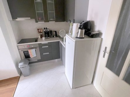 Pronájem bytu, 1+kk, 31 m²