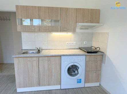 Pronájem bytu, 1+kk, 24 m²