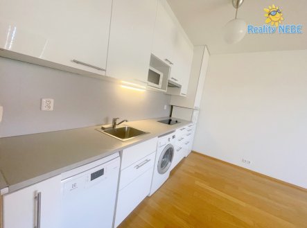 Pronájem bytu, 2+kk, 38 m²