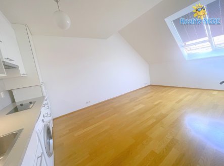 Pronájem bytu, 2+kk, 38 m²