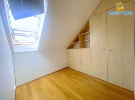 Pronájem bytu, 2+kk, 38 m²