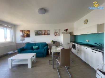 Pronájem bytu, 2+kk, 60 m² obrázek